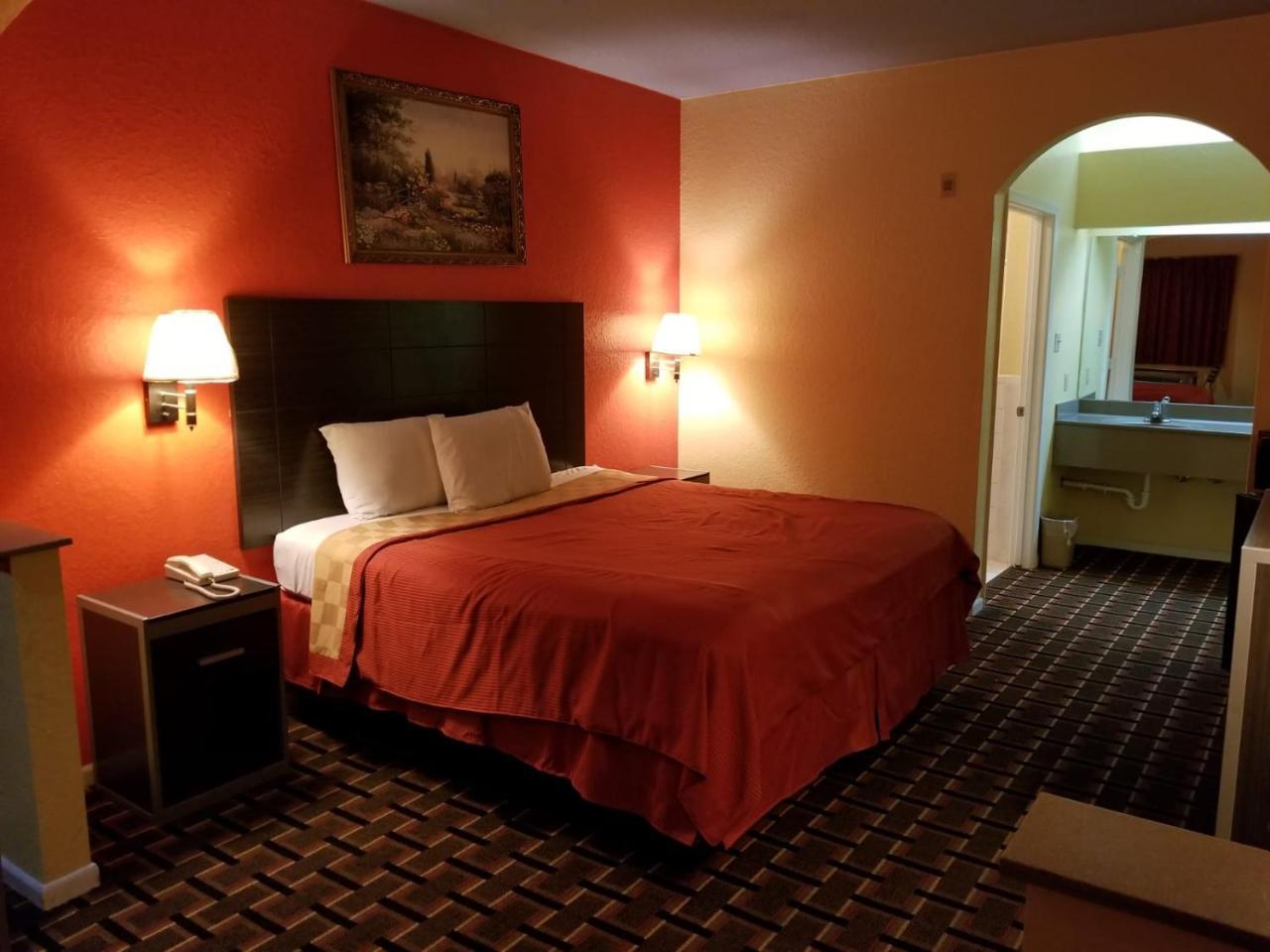 Texan Inn & Suites Louetta Ngoại thất bức ảnh